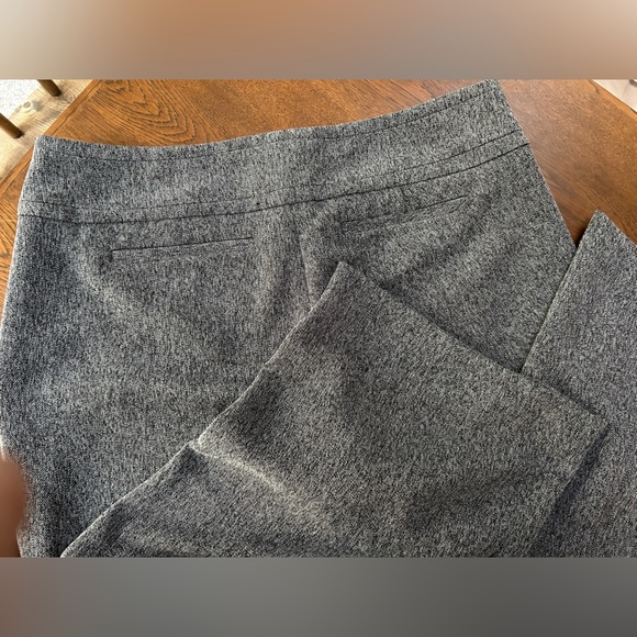 Women Dress Business Casual Work Pants Gray Tweed/ bootcut leg. Wide waistband. - Picture 3 of 8